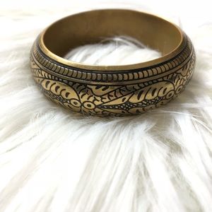 Gold bracelet